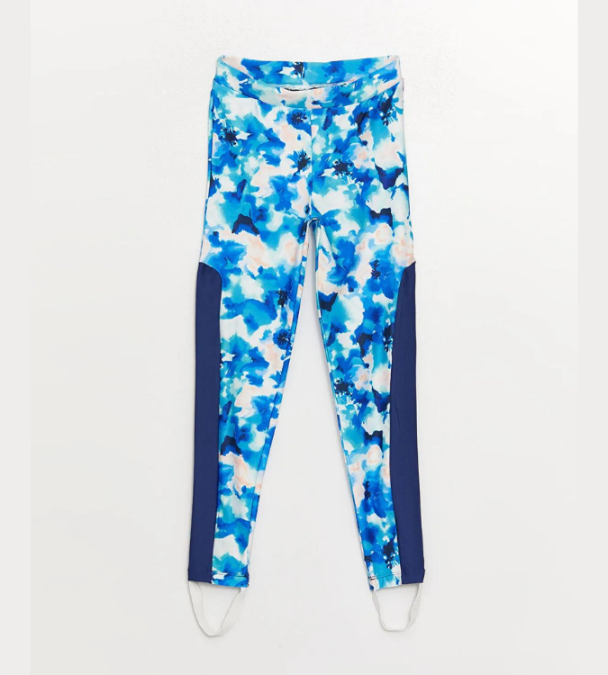 ملابس سباحة للفتيات مع أكمام طويلة